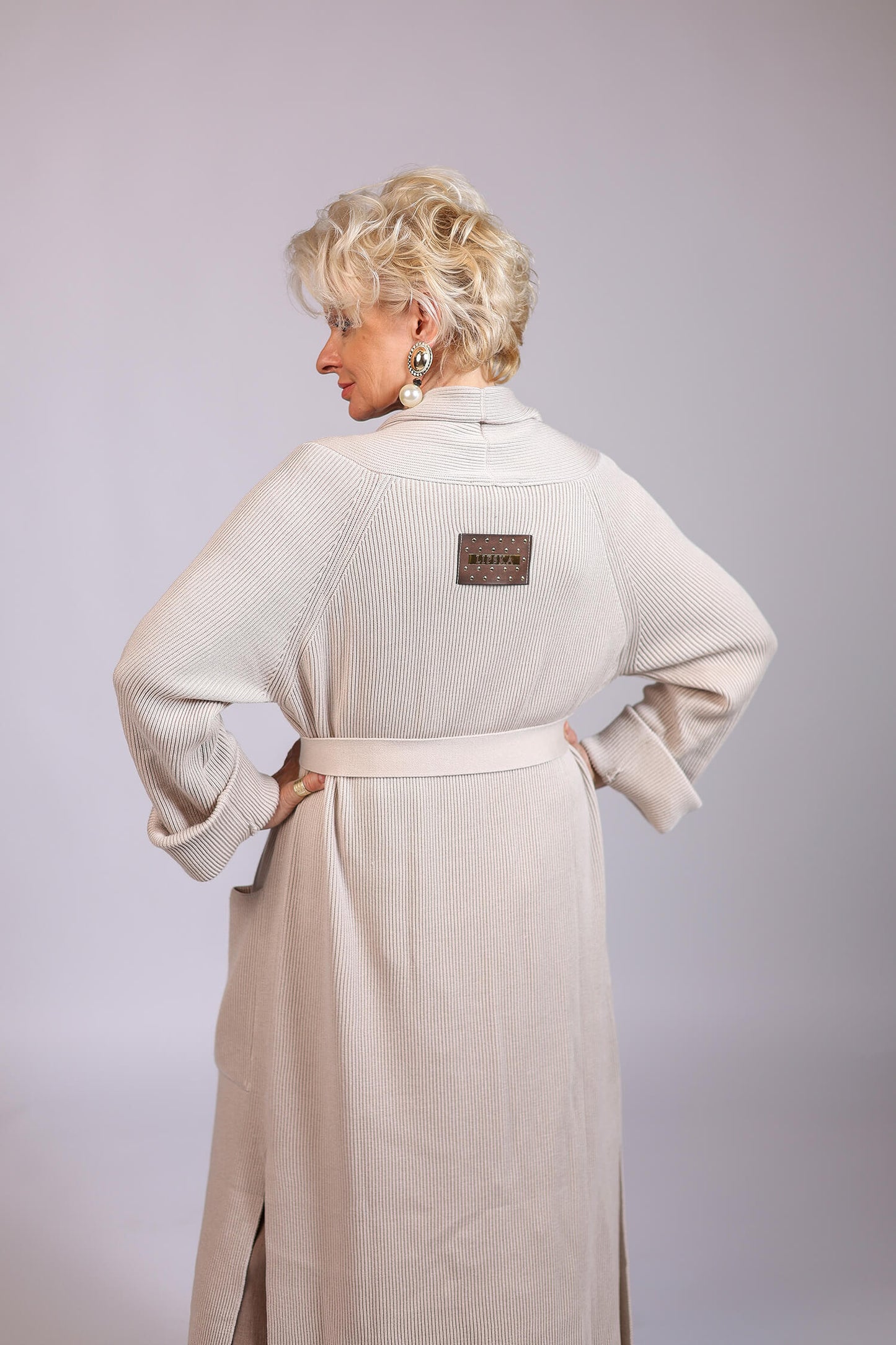 Długi kardigan z dwoma kieszeniami Hanna