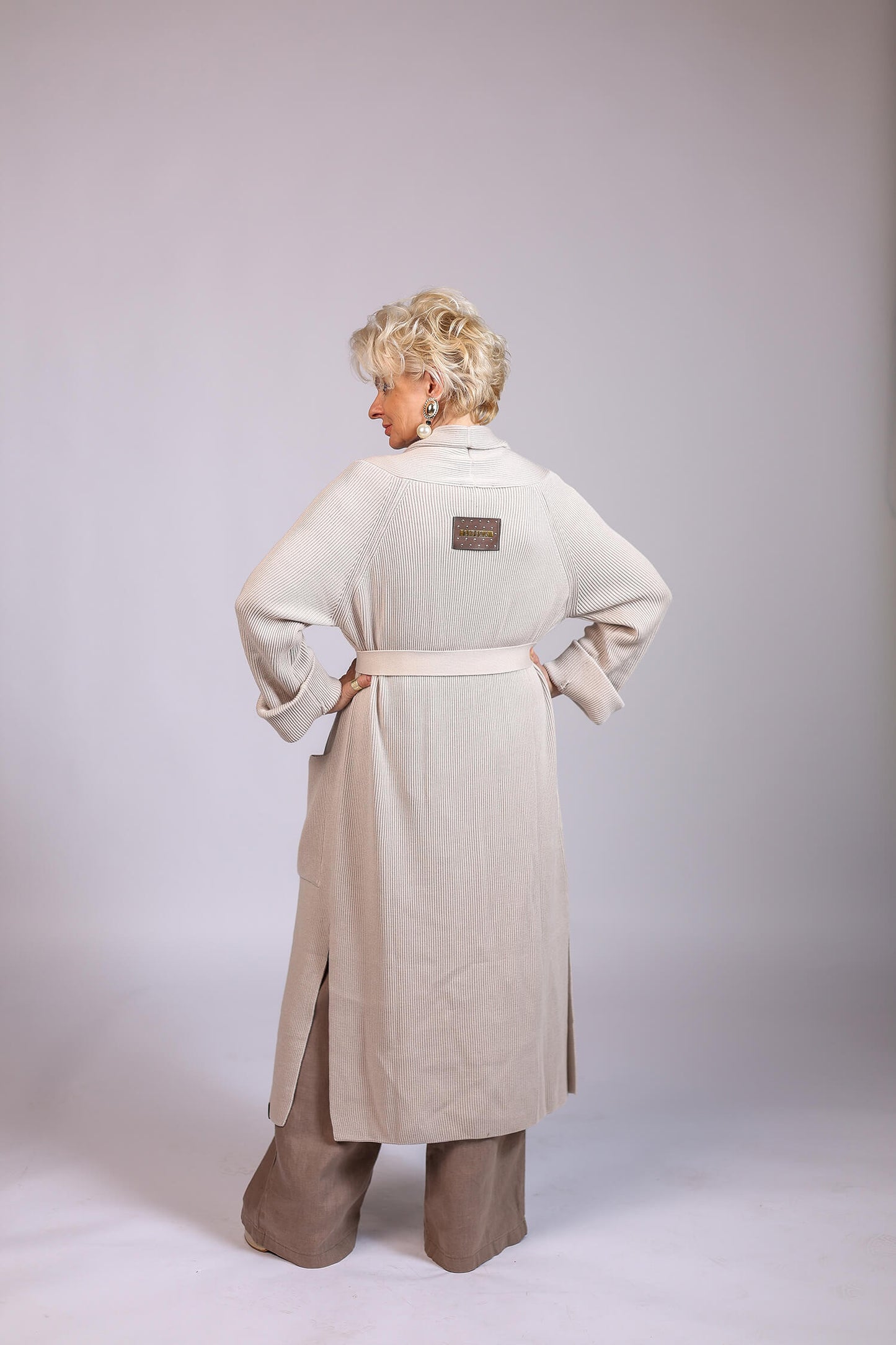 Długi kardigan z dwoma kieszeniami Hanna