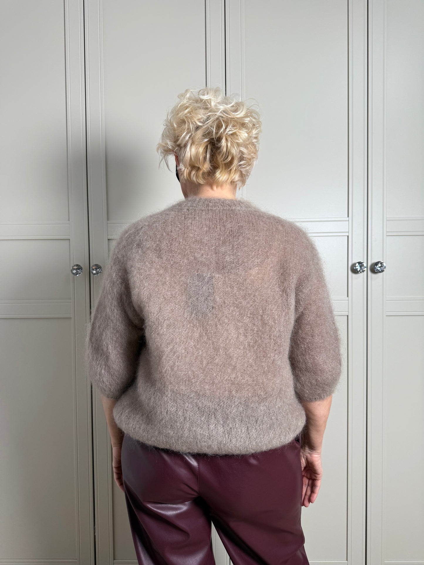 Sweter Moher Amelia zabudowany pod szyją