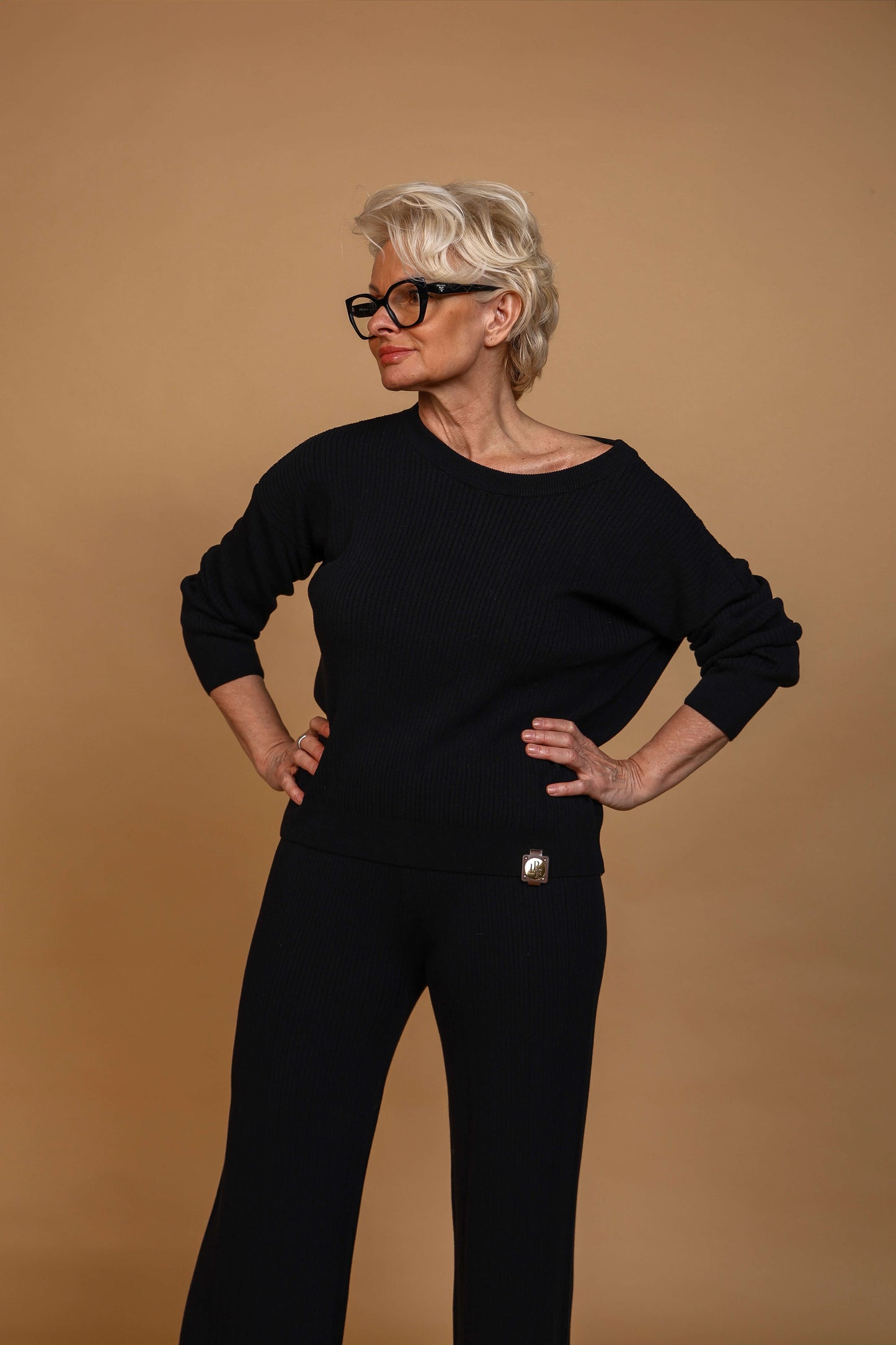 Bluzka ażurowa z dlugim rekawem Ażur