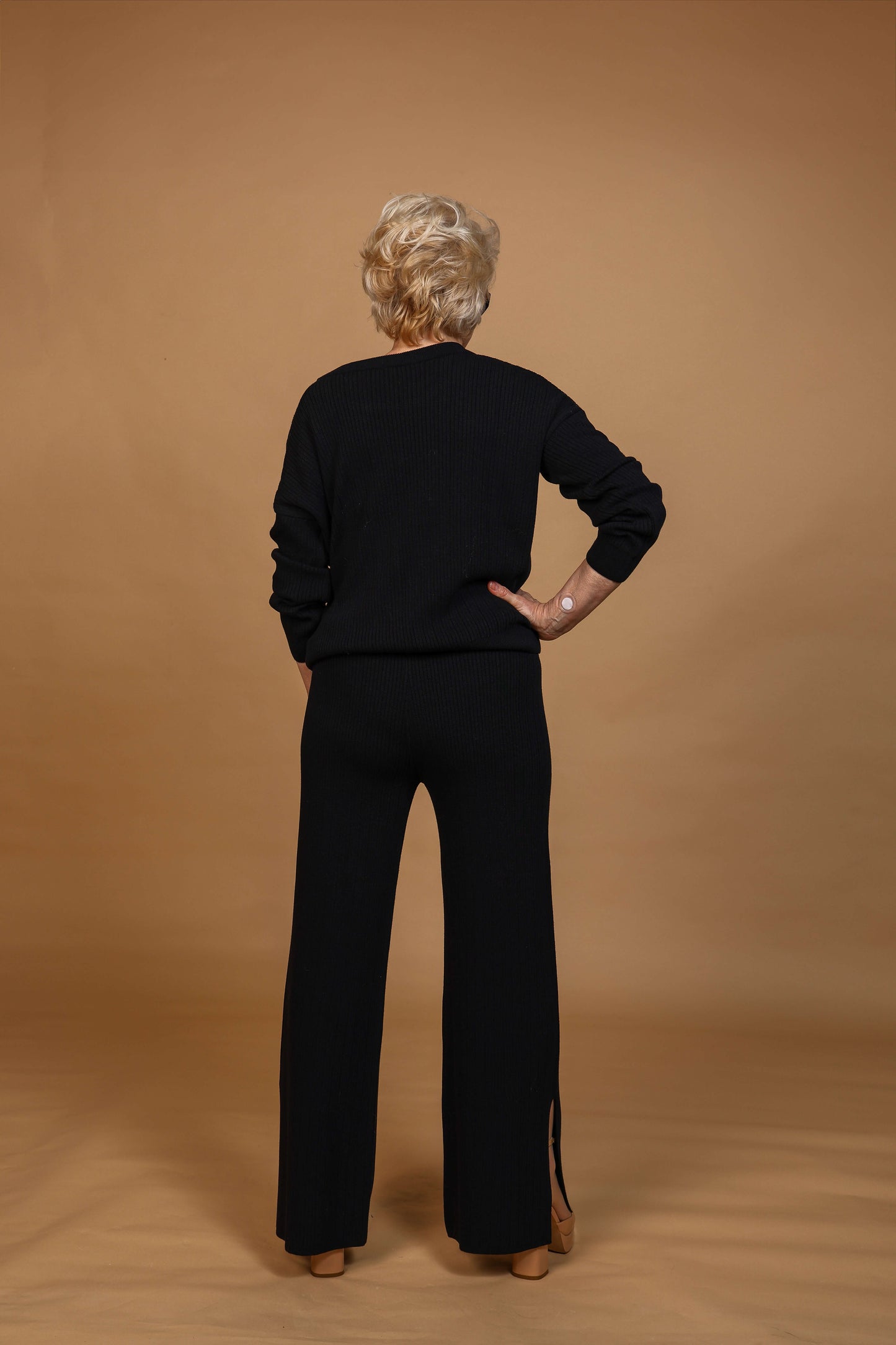 Bluzka ażurowa z dlugim rekawem Ażur