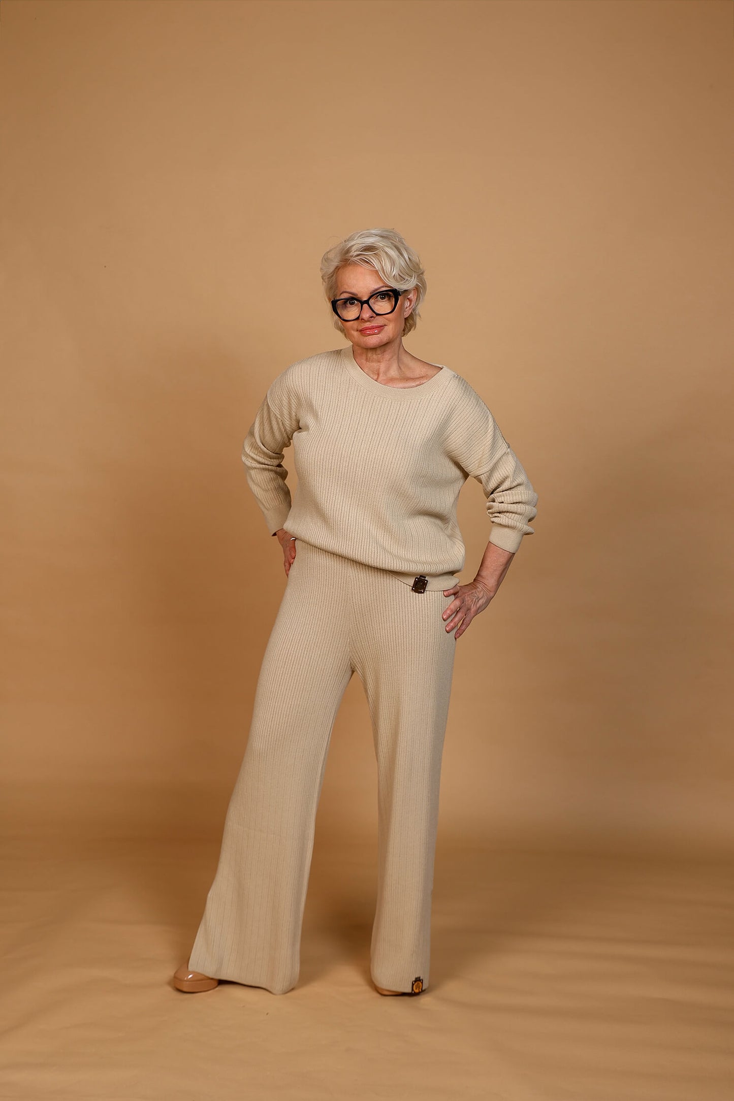 Bluzka ażurowa z dlugim rekawem Ażur